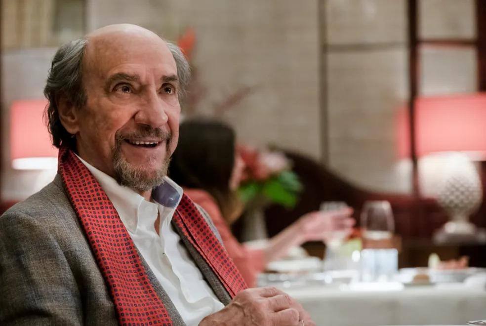 F Murray Abraham na série White Lotus