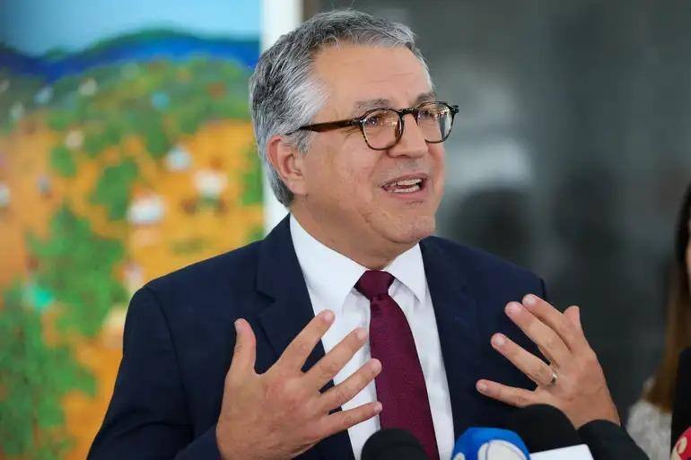 O ministro de Relações Institucionais, Alexandre Padilha