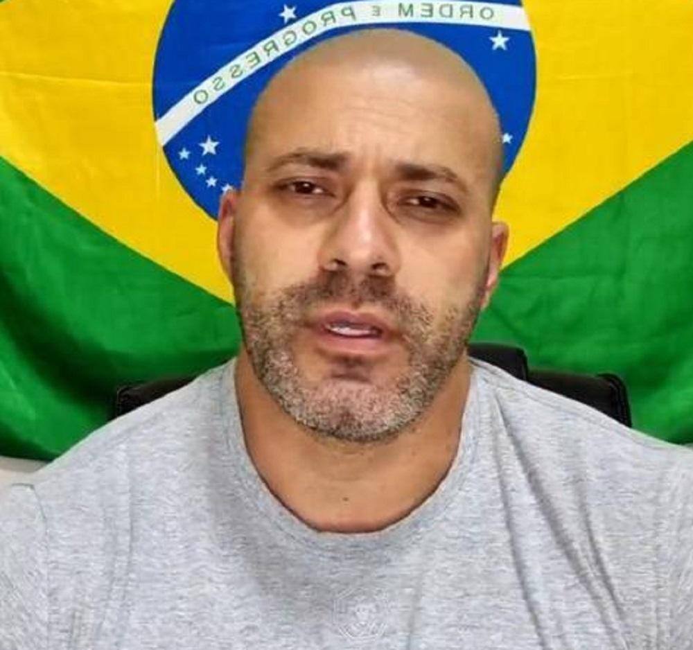 Quatro meses depois de condenação pelo STF, Daniel Silveira é candidato ao Senado pelo PTB do Rio de Janeiro