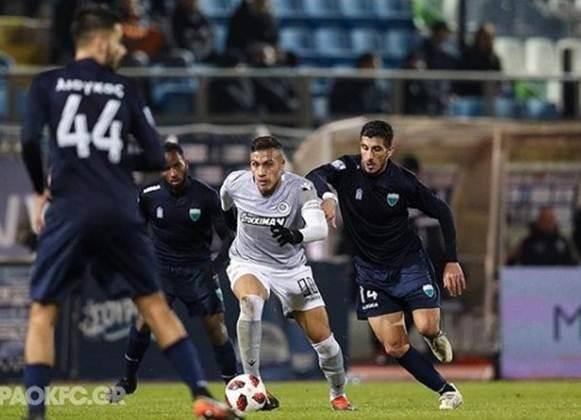 Léo Jabá soma agora 3 gols e 6 assistências no campeonato grego
