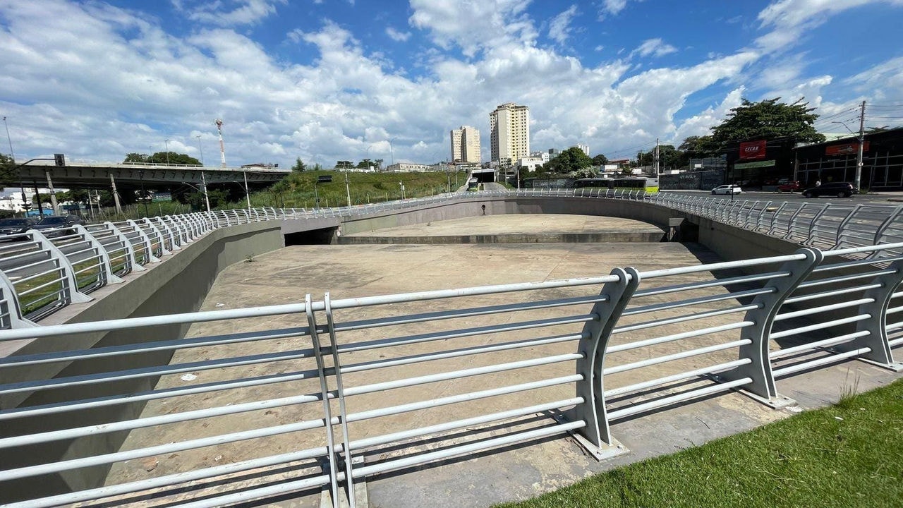Bacia de contenção na avenida Vilarinho evitou novas enchentes no local, que já é conhecido como palco de inundações