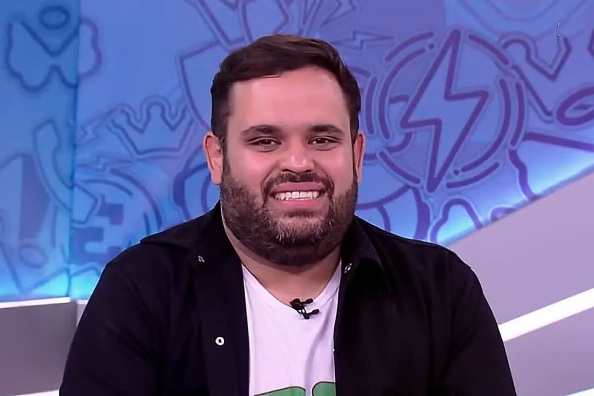 O ex-BBB Michel Ribeiro afirmou ter dívida de R$ 60 mil com os administradores de suas redes sociais