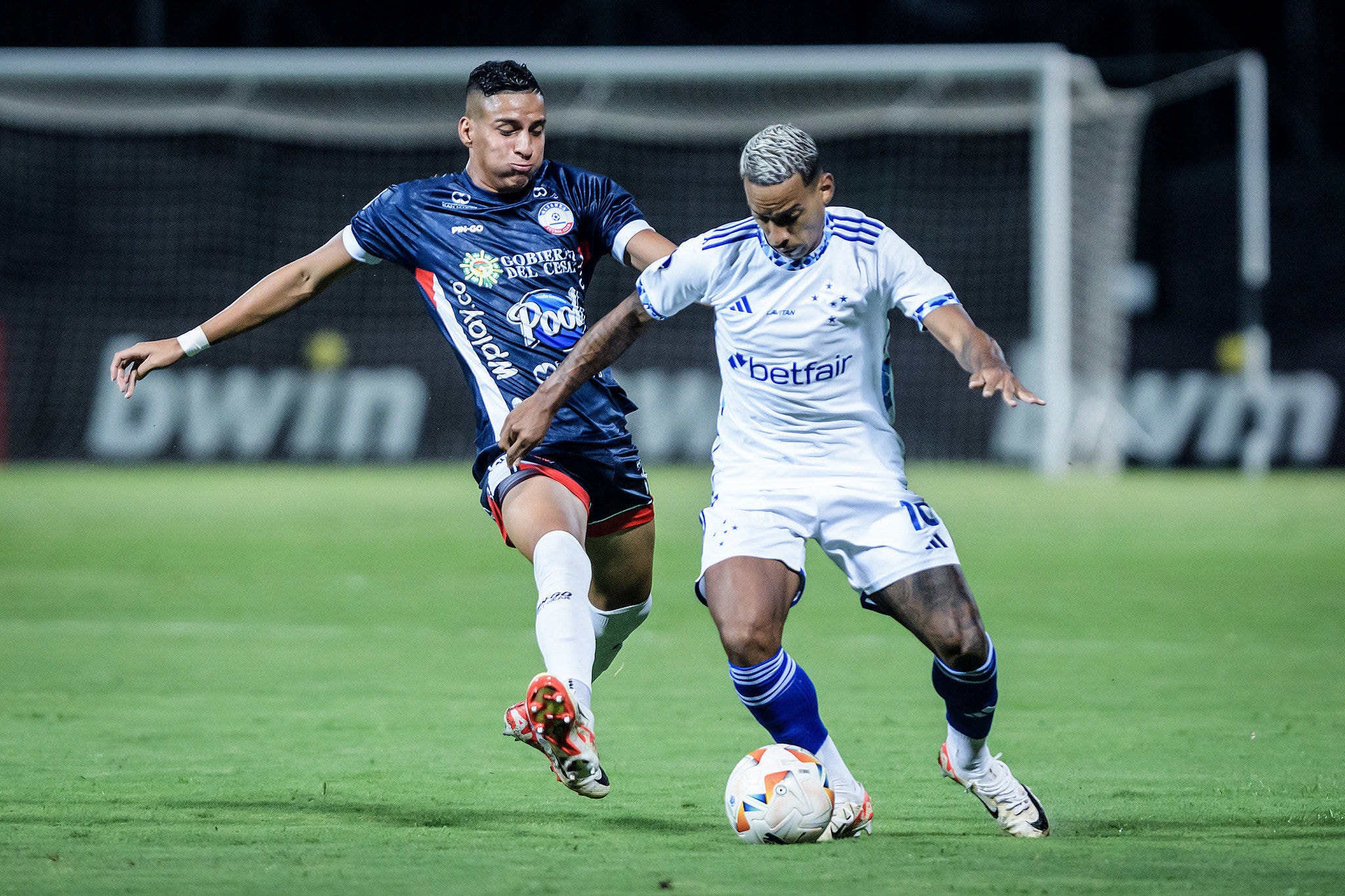 Matheus Pereira deu mais uma assistência no jogo contra o Alianza pela Sul-Americana 