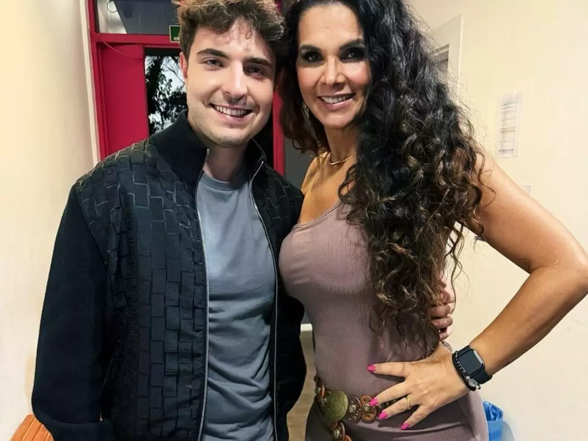 Luiza Ambiel e João Augusto Liberato, filho de Gugu