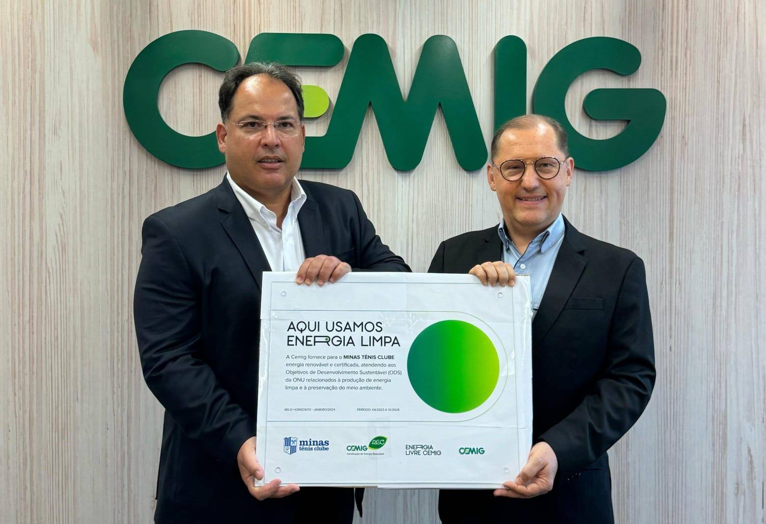 Presidente do Minas Tênis Clube, Carlos Henrique Martins Teixeira e o presidente da Cemig, Reynaldo Passanezi Filho.