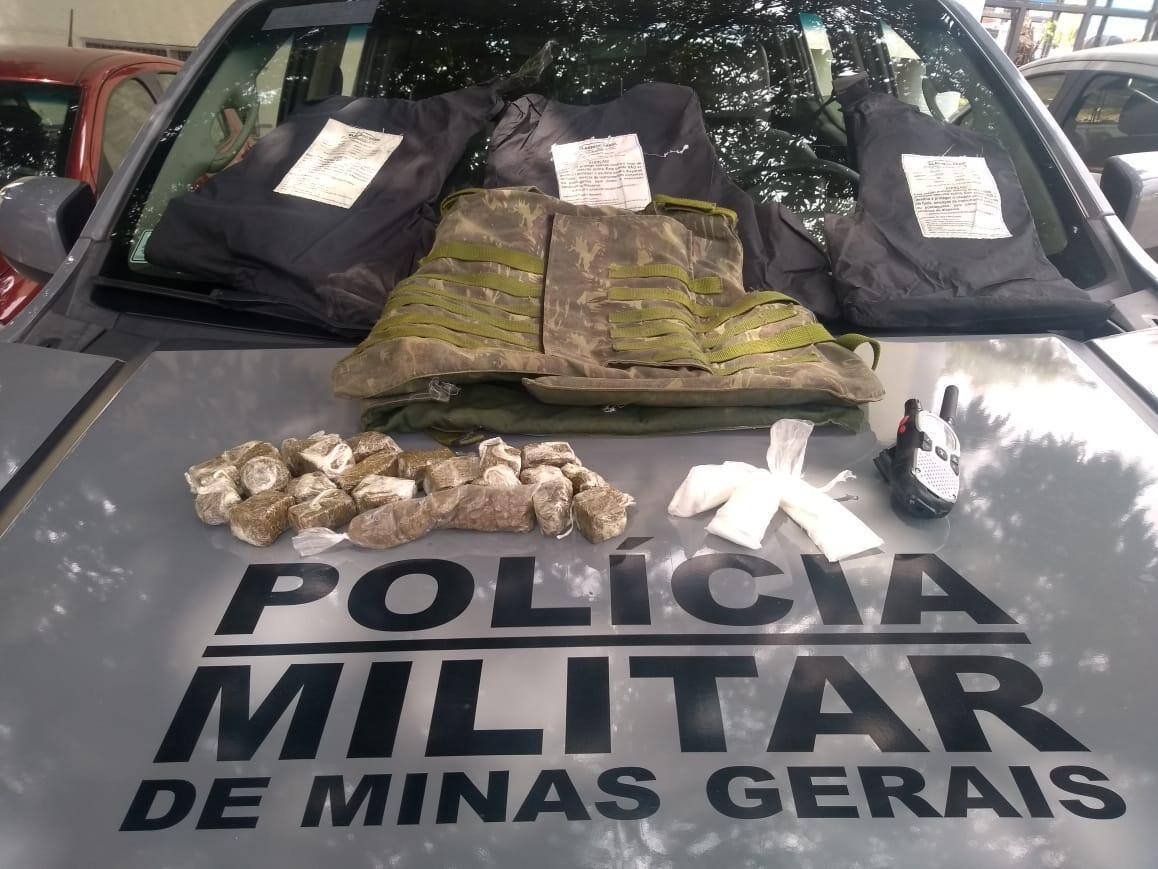Drogas apreendidas pela Rotam em patrulhamento
