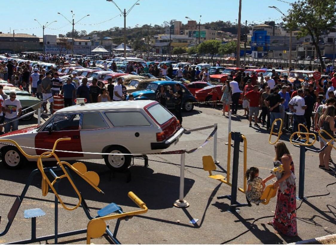 6º Encontro de Carros Antigos de Betim será realizado neste domingo (7), no estacionamento do Divino Braga