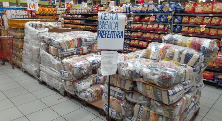Redução do preço da cesta básica é essencial para ajudar no controle do custo de vida