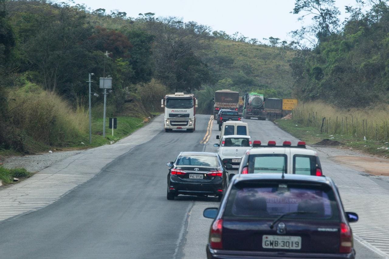 BR-381, no trecho entre BH e Governador Valadares, é conhecida como 'rodovia da morte'