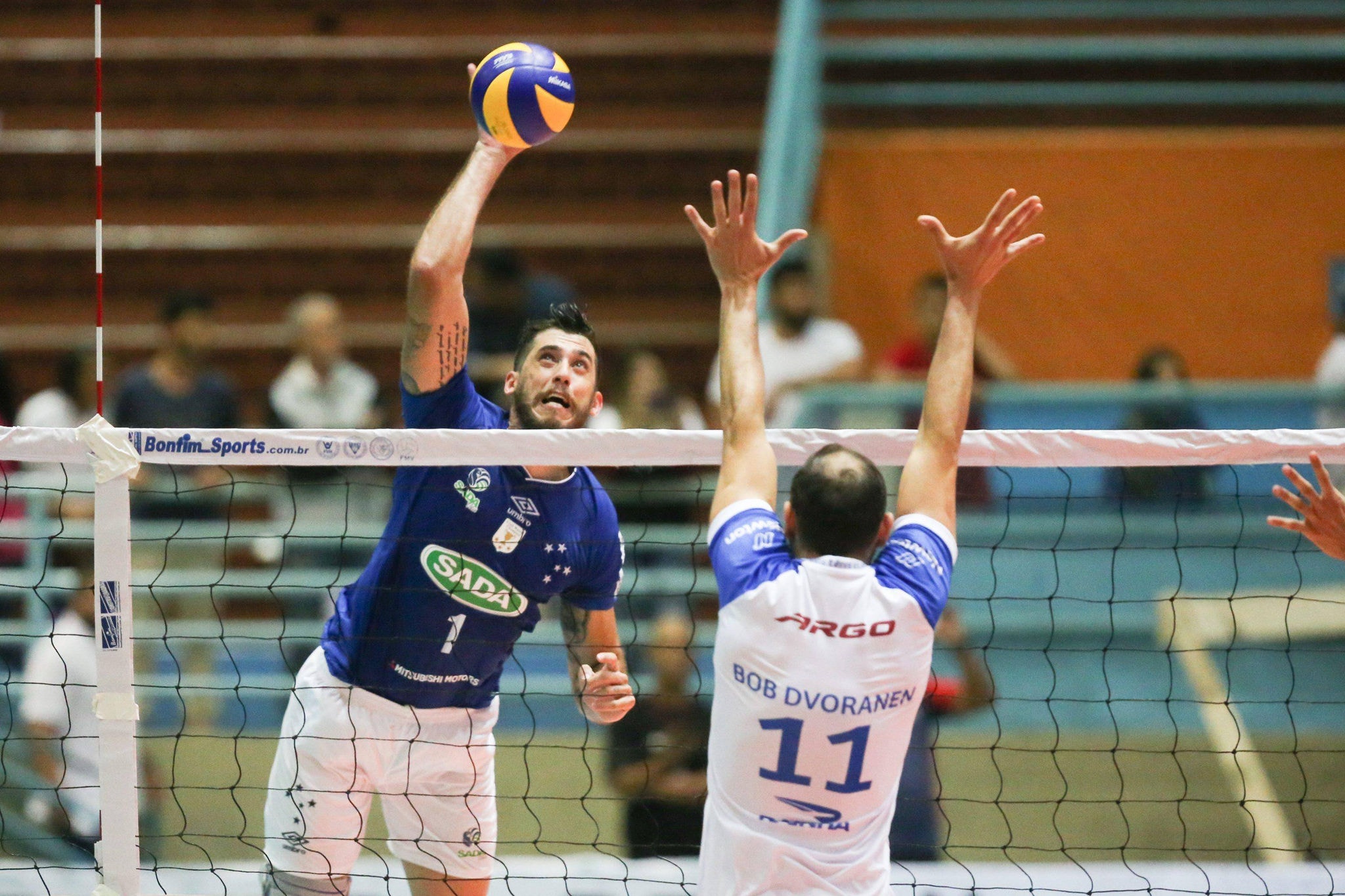 Fiat-Minas vence Sada Cruzeiro no tie-break e mantém invencibilidade