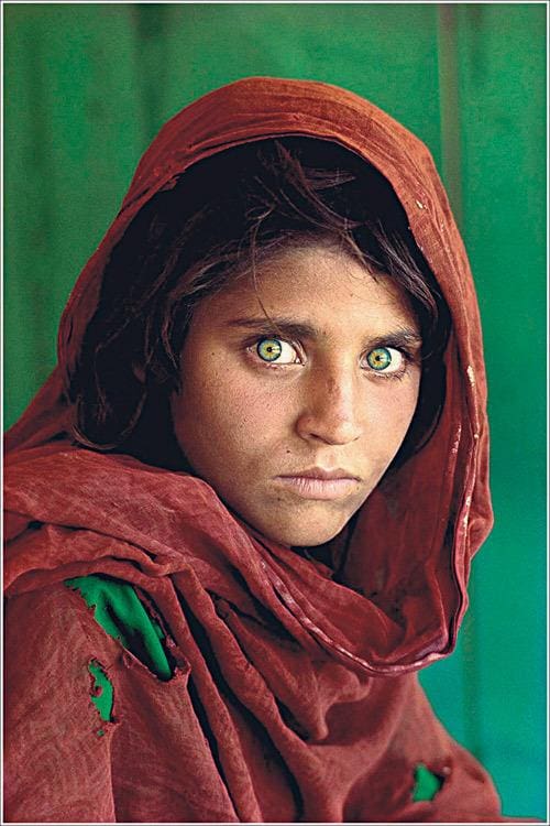 Penetrante A imagem da menina afegã Sharbat Gula, feita por Steve McCurry, rodou o planeta