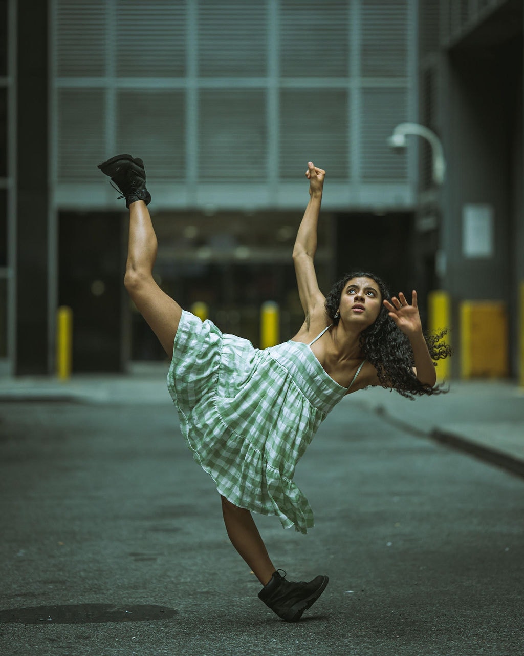 Laura Mendes se formou em dança na Joffrey Ballet School, em Nova York