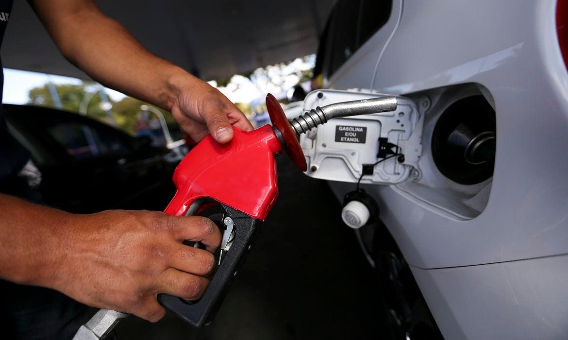 gasolina - combustível - bomba