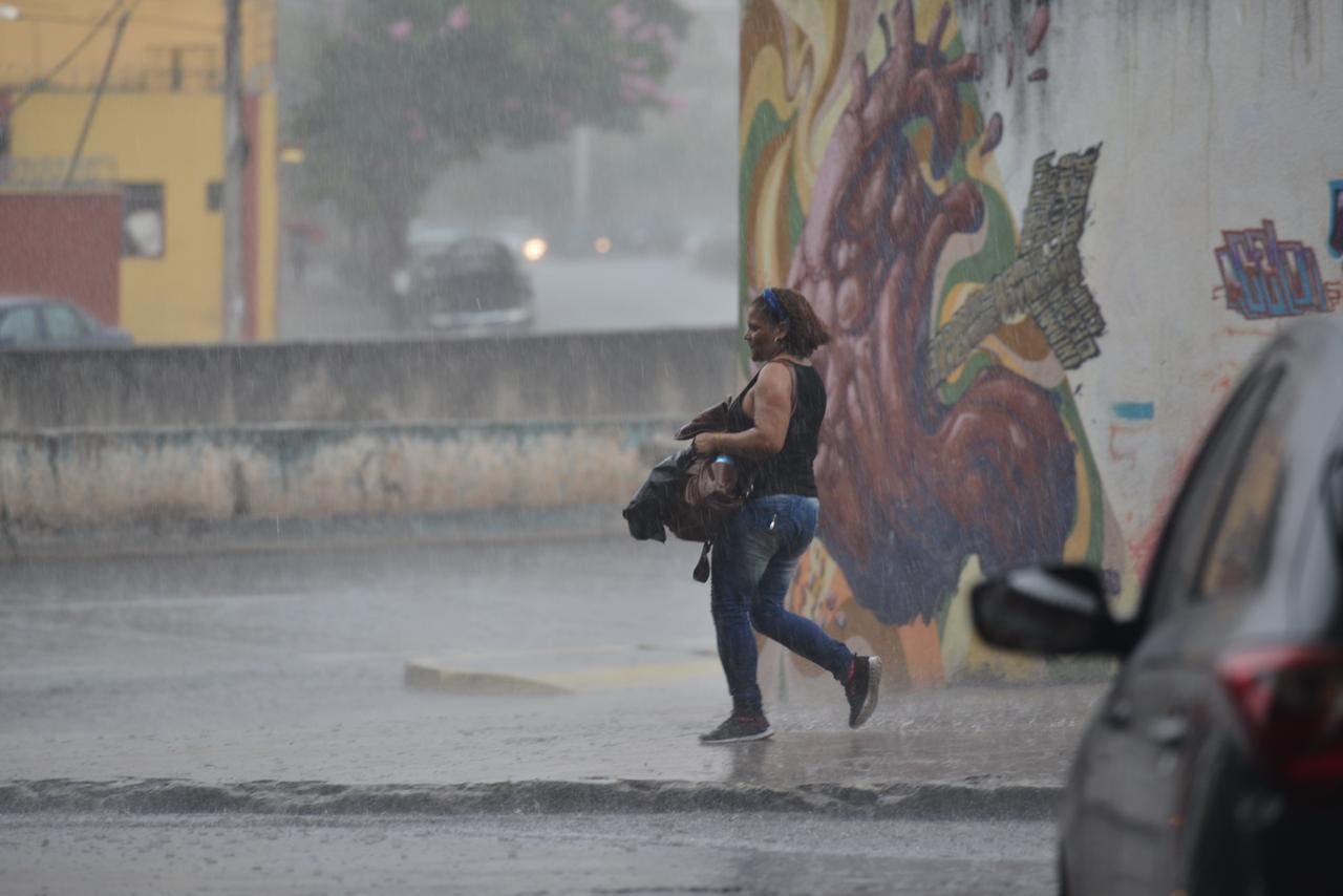 Nesta terça (5) os moradores da cidade foram pegos de surpresa pela chuva