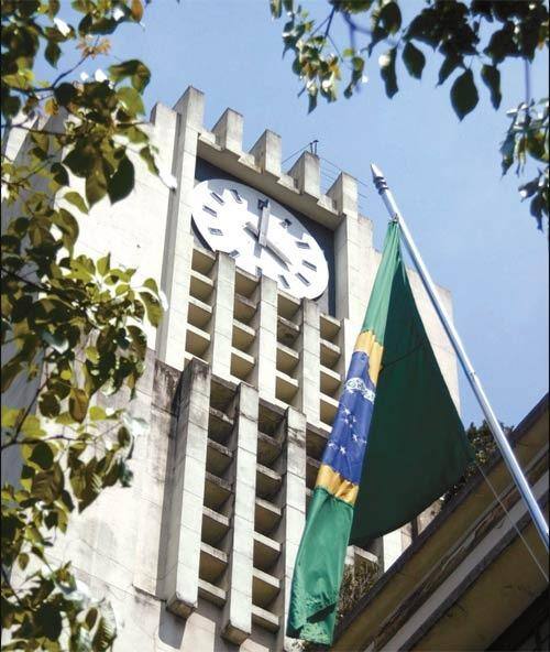 Detalhe da fachada da sede da Prefeitura de Belo Horizonte, no centro Prédio terá um novo ocupante a partir de janeiro do próximo ano