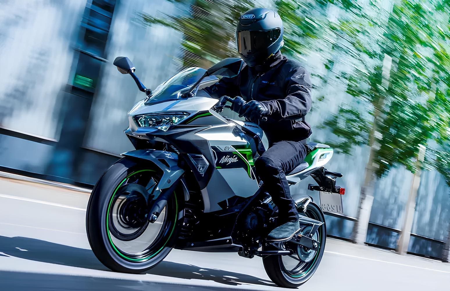 Kawasaki Ninja e-1 deve desembarcar no Brasil em 2024