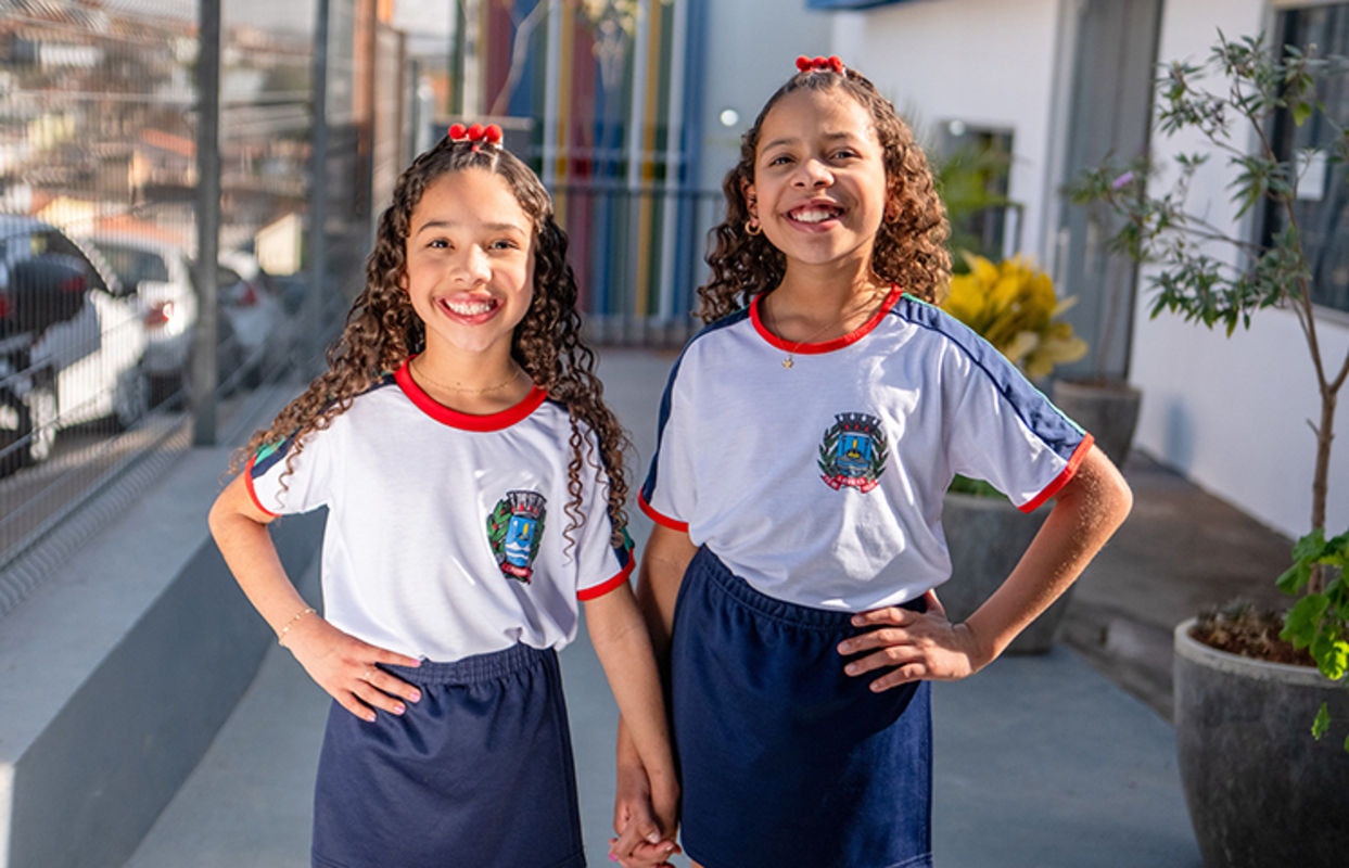 Alunas da Escola Sebastião Botrel Pereira