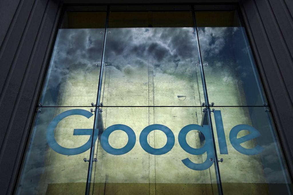 A Comissão Europeia multou o Google em 4,34 bilhões de euros (R$ 18,8 bilhões)