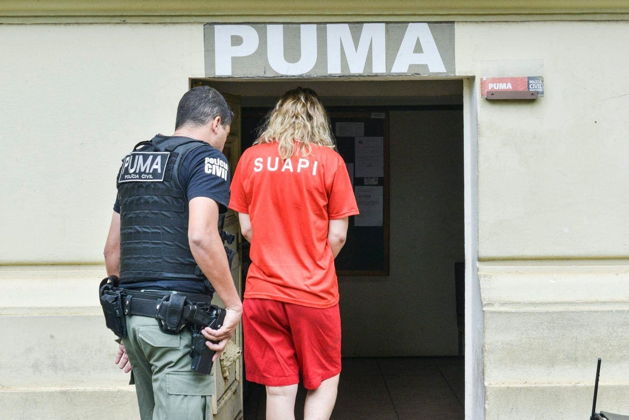 Cidades - Belo Horizonte  - Minas Gerais 
ApresentaÃ§Ã£o da policia civil 
transexual e preso por diversos crimes em BH e regiÃ£o metropolitana.
 
Foto: Uarlen Valerio / O Tempo  23/12/2019