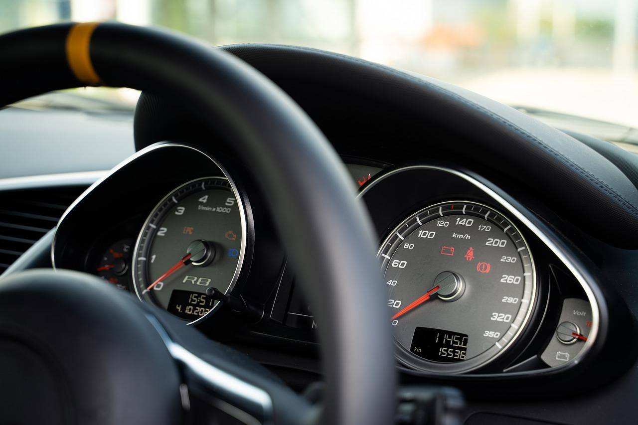 Motorista precisa estar descansado e atento durante toda a viagem 