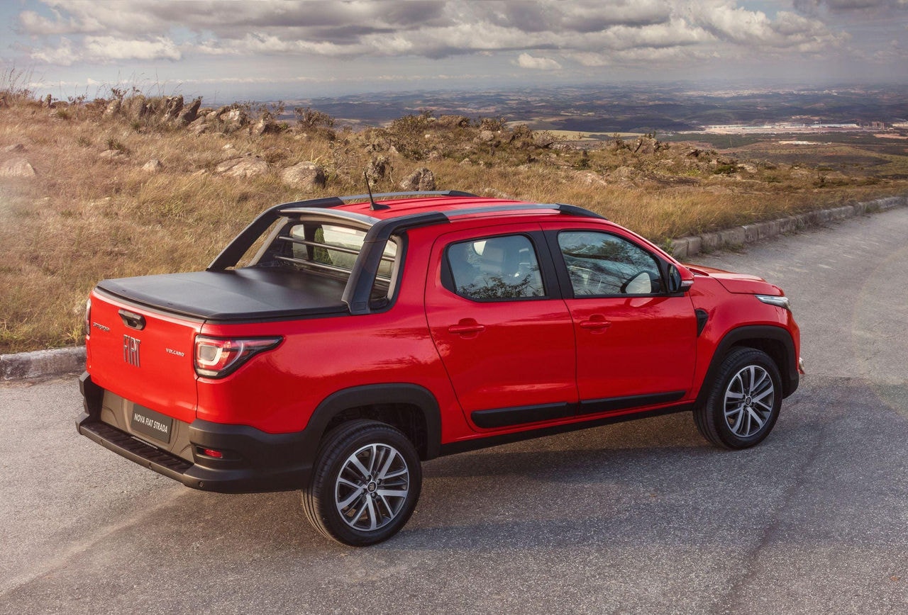 Nova Fiat Strada Volcano