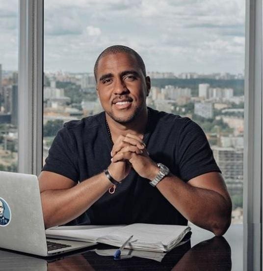 Influencer Raiam Santos divulgou dados da Singu