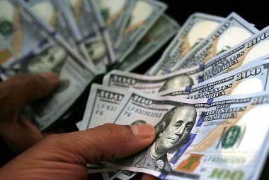 dólar 