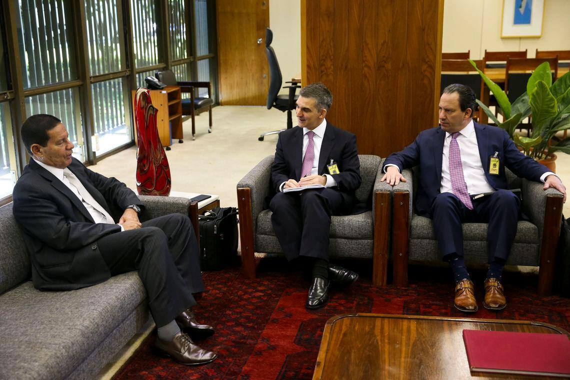 O presidente do Citi no Brasil, Marcelo Marangon (C), disse que está otimista com o governo Bolsonaro