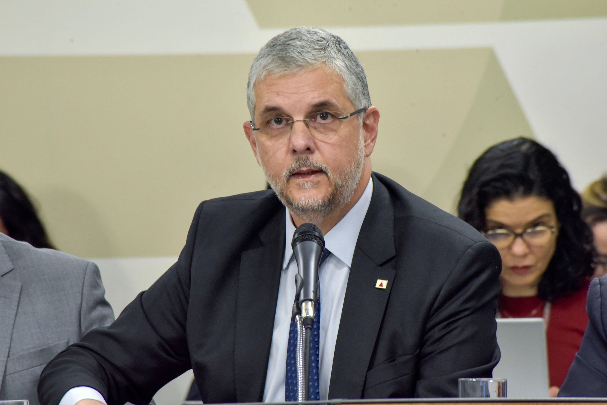 O secretário de Fazenda, Gustavo Barbosa