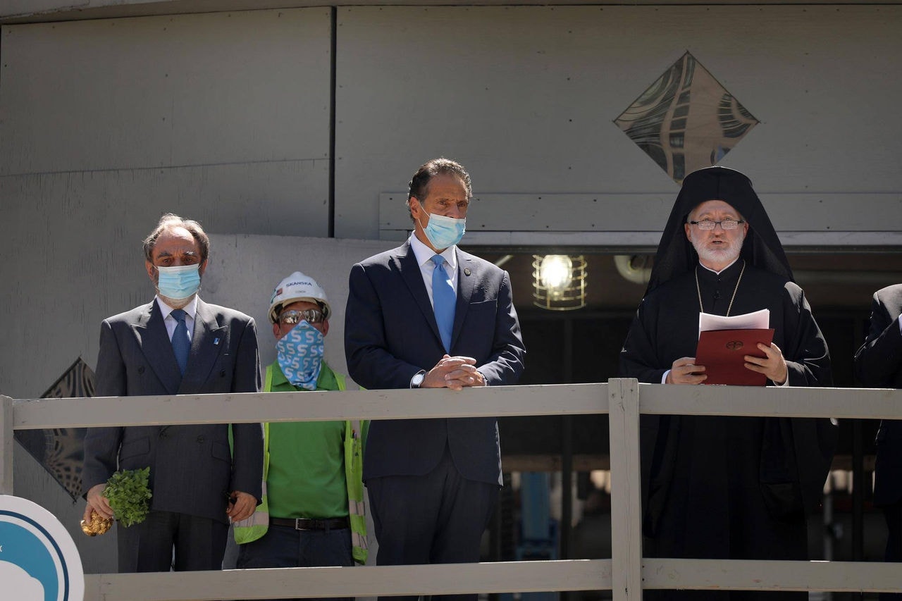 US-NEW-YORK-GOVERNOR-CUOMO-VISITS-ST-NICHOLAS-NATIONAL-SHRINE-A