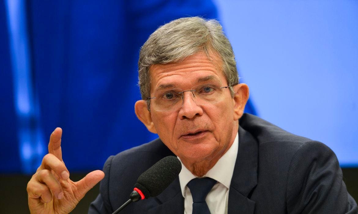 General Silva e Luna toma posse como presidente da Petrobras