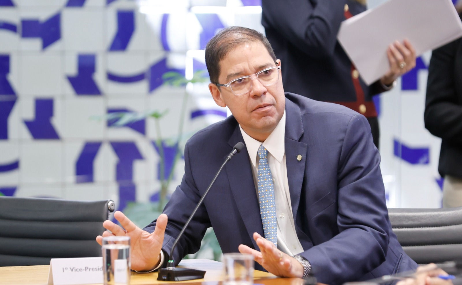 Altineu Côrtes (PL-RJ) ameaçou pautar o Projeto de Lei (PL) que anistia os réus do 8 de Janeiro e beneficia o ex-presidente Jair Bolsonaro