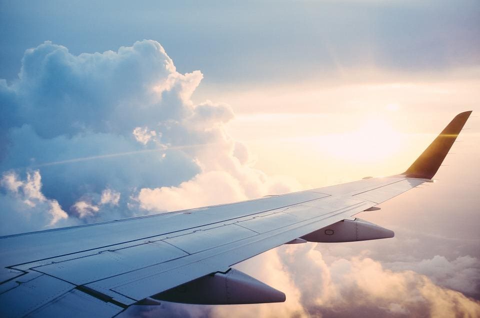 Avião - passagem aérea