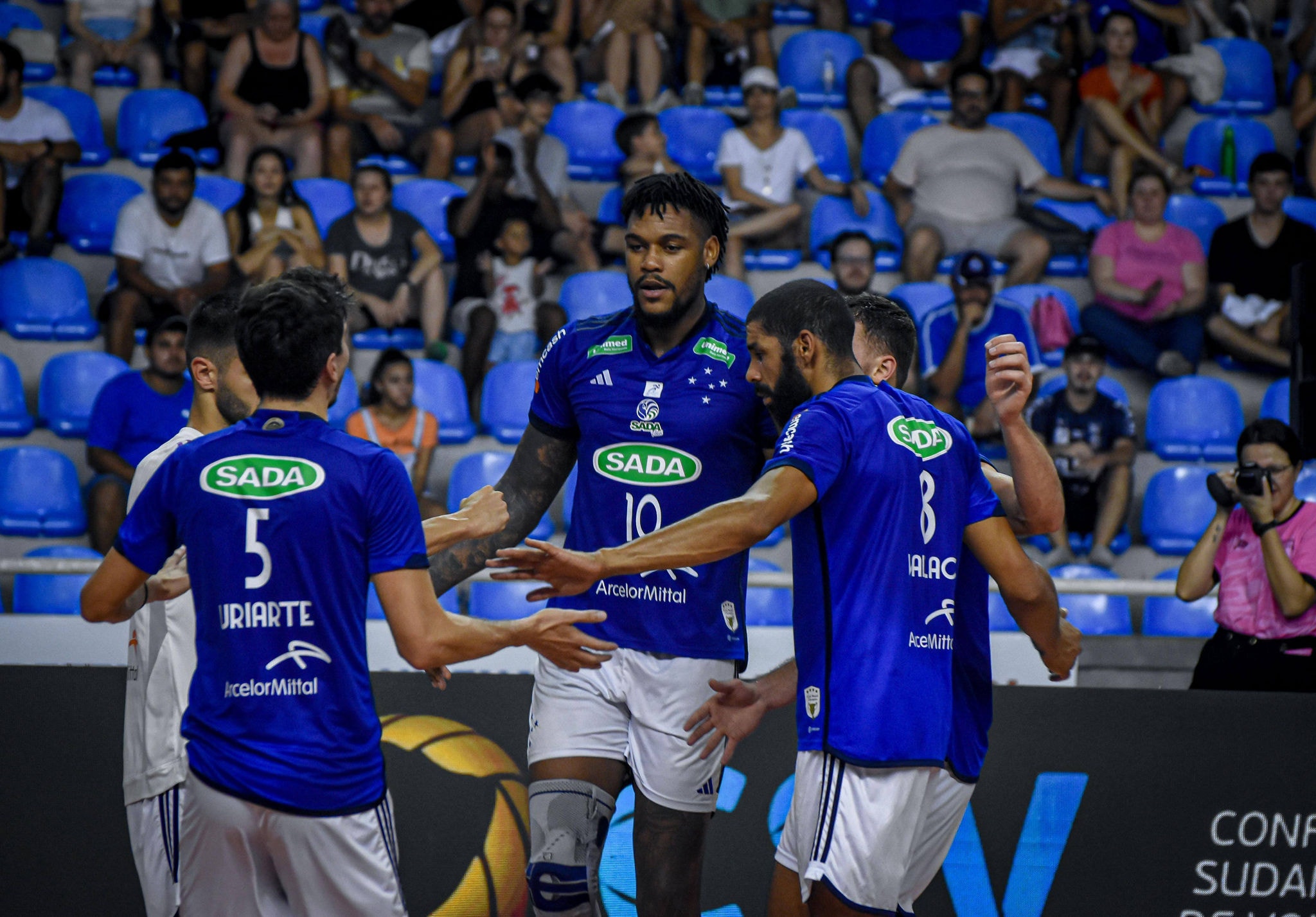 Sada Cruzeiro supera o Olympic, da Bolívia, no primeiro dia de Sul-Americano de Clubes