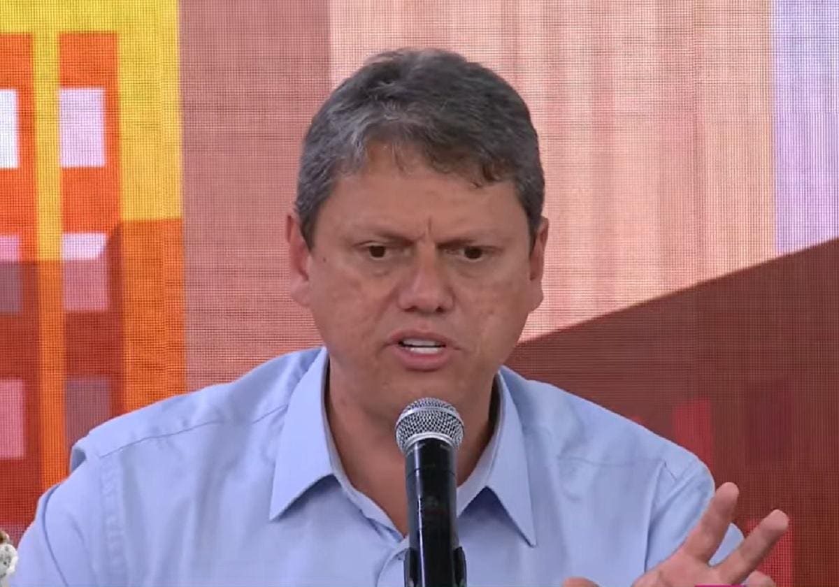Tarcísio Gomes de Freitas mostrou confiança na eleição de Bolsonaro em entrevista ao "Pânico"