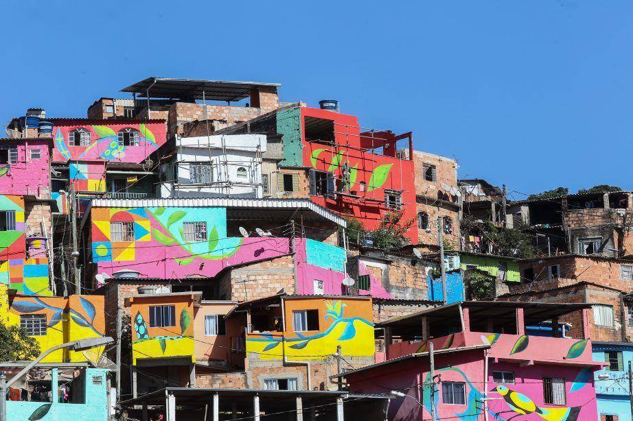 Cidades - Especial - Belo Horizonte MG
Projeto pinta casas da comunidade Alto Vera Cruz MAMU Morro Arte Mural 

FOTO: MARIELA GUIMARAES / O TEMPO  2162018
