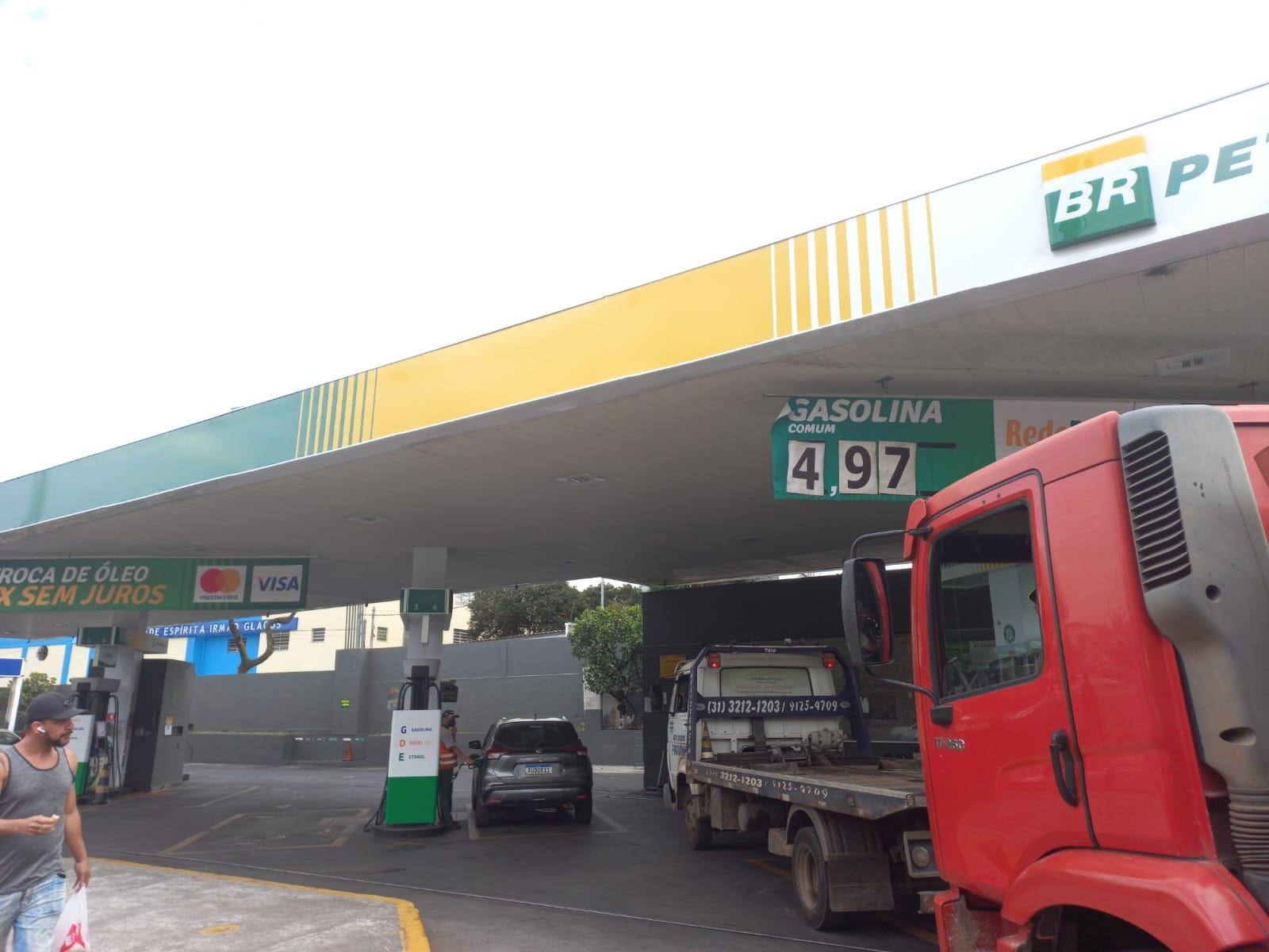 Gasolina caiu de preço em BH