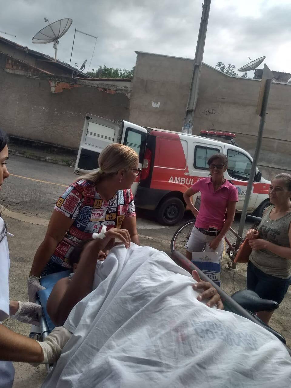 Depois do parto, Maiara e a filha foram levadas para hospital em Timóteo