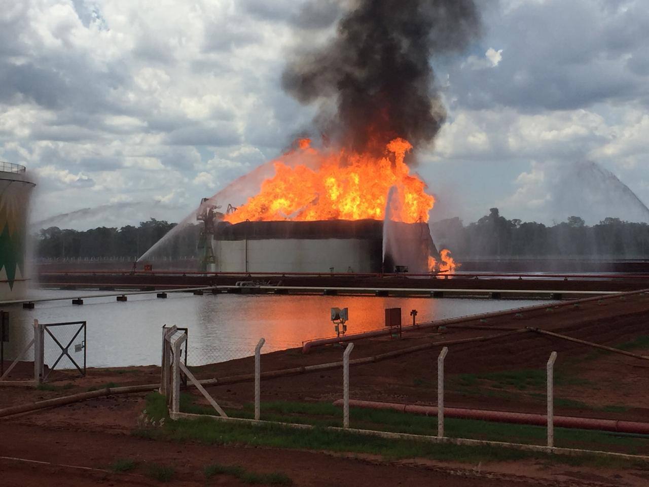 Área pertence à Usina BP Combustíveis, e fica às margens da LMG-784, zona rural de Ituiutaba