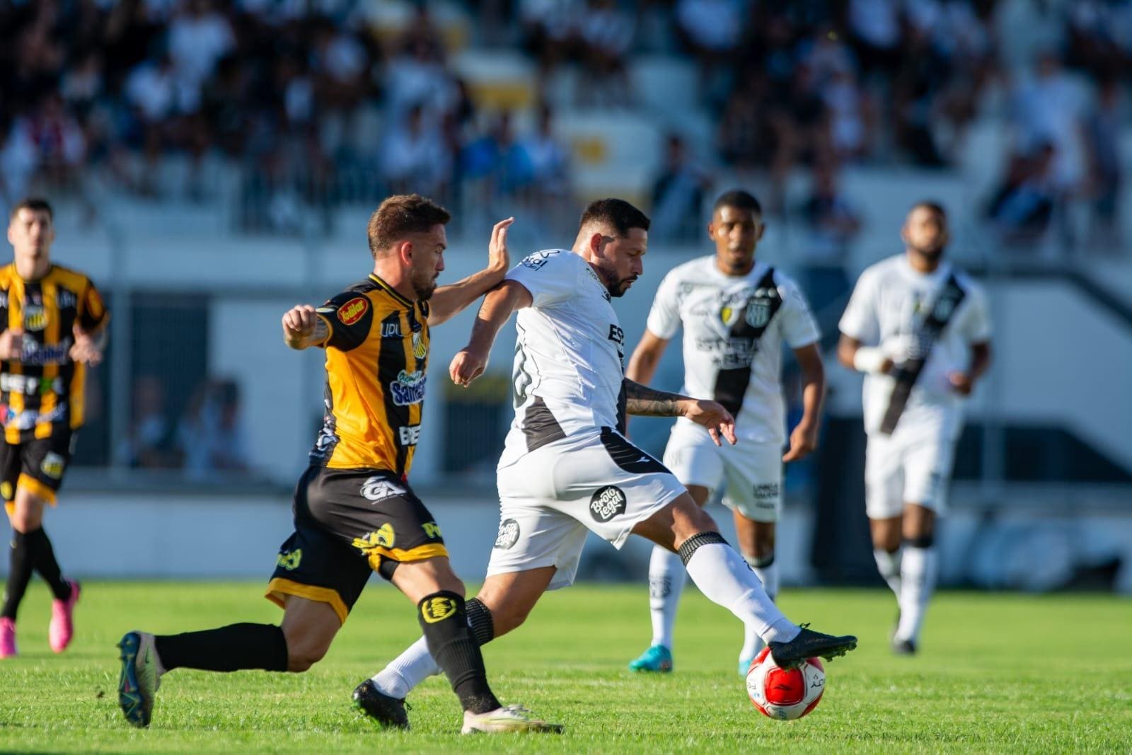 Ponte Preta empatou com o Novorizontino neste domingo (3), pelo placar de 1 a 1, em jogo válido pelo Campeonato Paulista, no Estádio Moisés Lucarelli