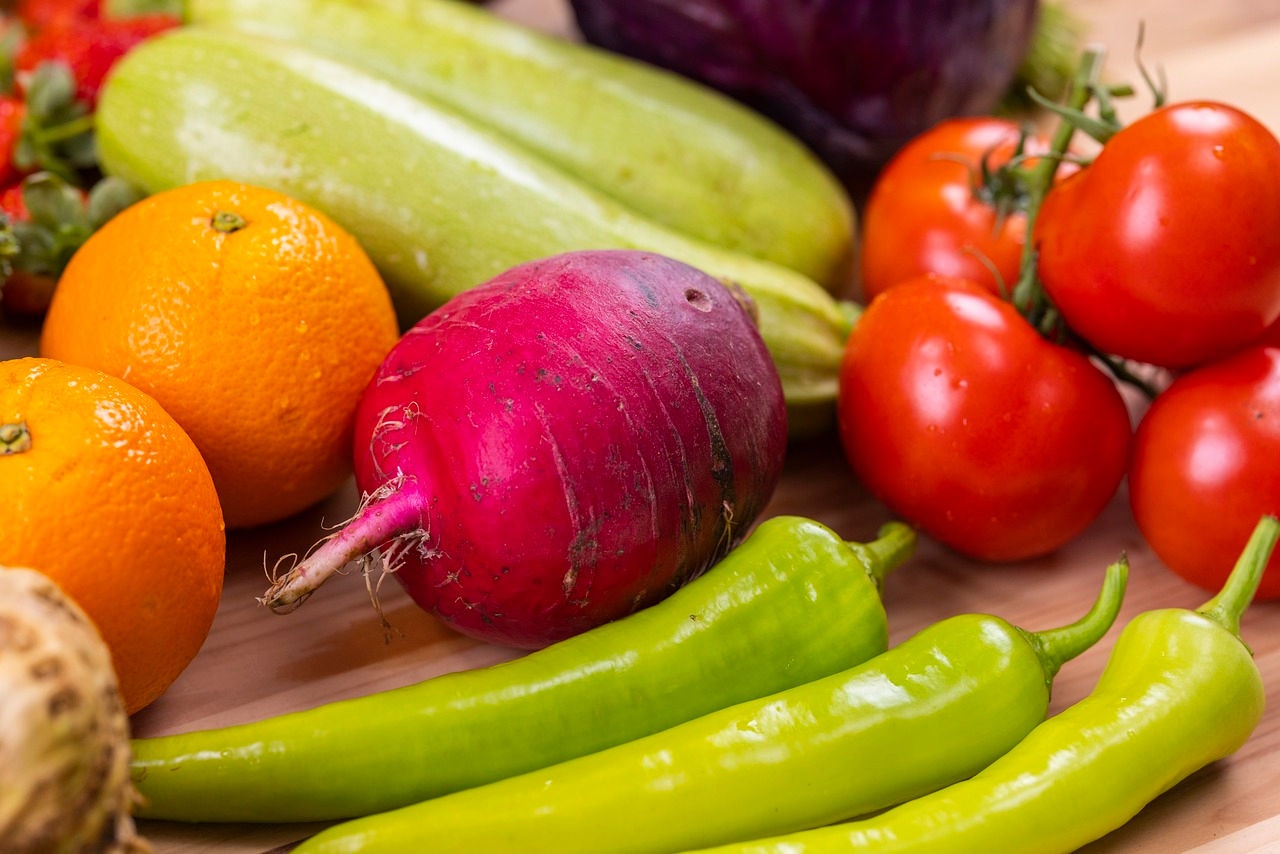 Preços das verduras e frutas nos sacolões têm se movimentado muito nos últimos meses 