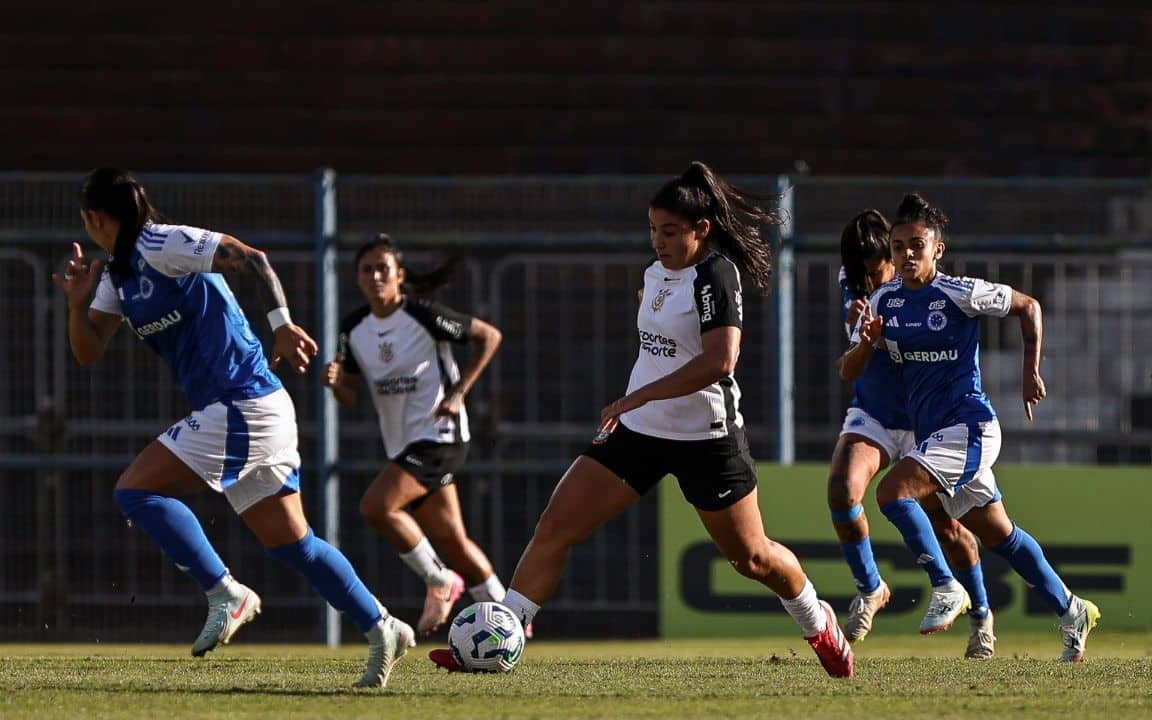 CRUZEIRO-PERDE-CORINTHIANS-BRASILEIRAO-FEMININO-2025 - 1