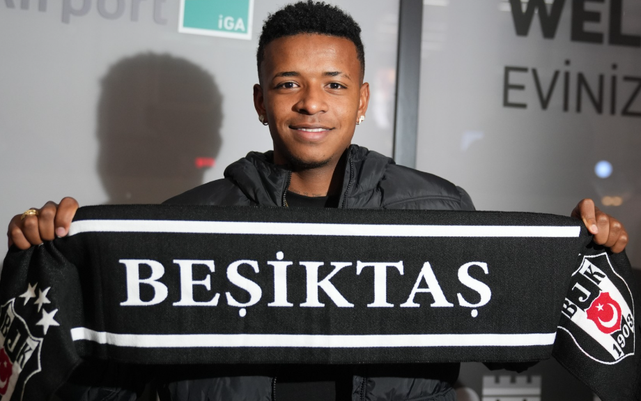 Atacante Keny Arroyo chegou ao Besiktas, da Turquia, na temporada 2024 (Foto: Reprodução Redes Sociais/Besiktas)