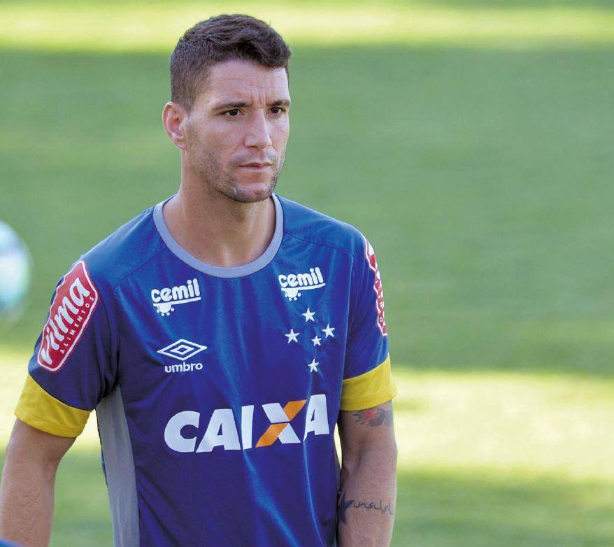 Ligação de Renato Gaúcho aproxima Thiago Neves do Grêmio