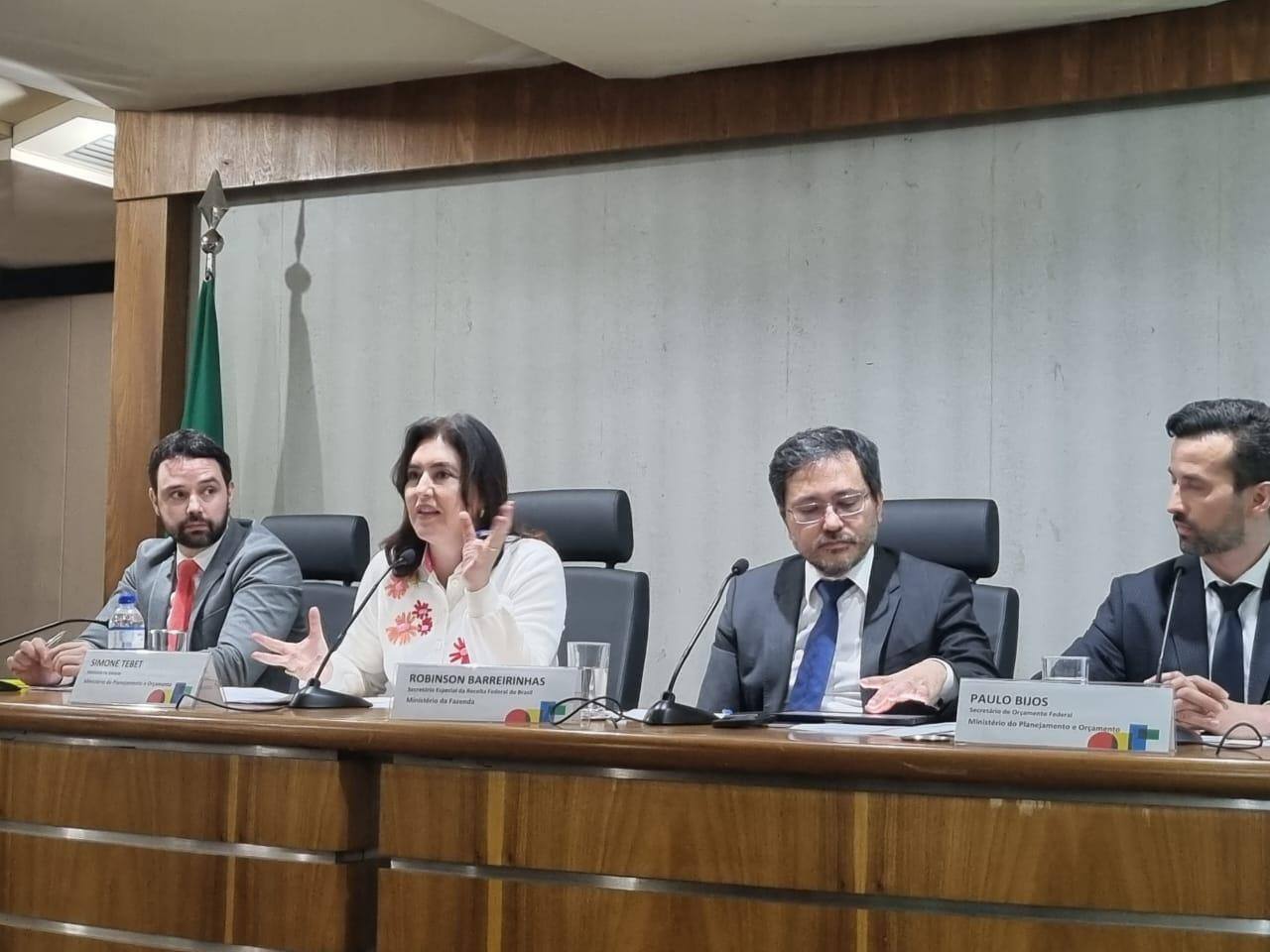 Ministra do Planajamento e Orçamento, Simone Tebet, detalha o Projeto de Lei de Diretrizes Orçamentárias para 2024