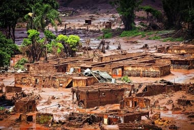 Tragédia em Mariana ocorreu em novembro de 2015