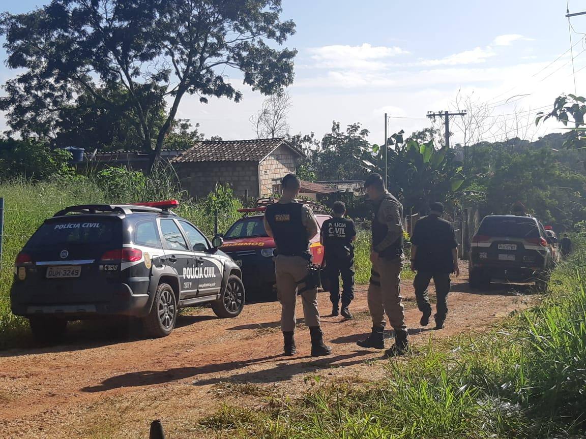 Corpo da criança foi encontrado a 50 metros de casa, em uma lagoa