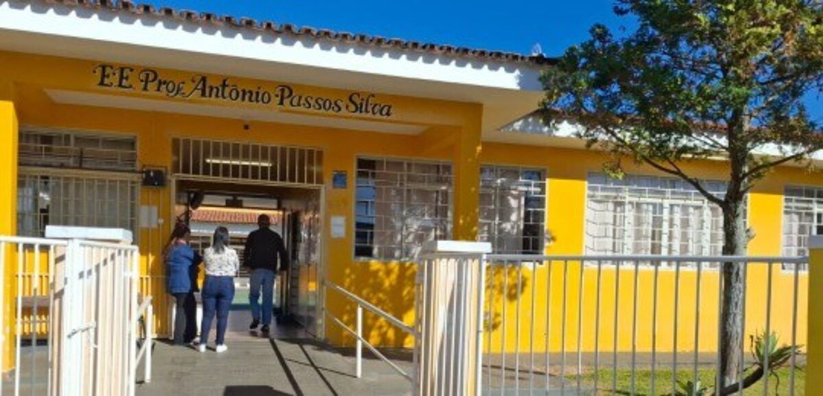 No total, 7.902 eleitores compareceram às urnas