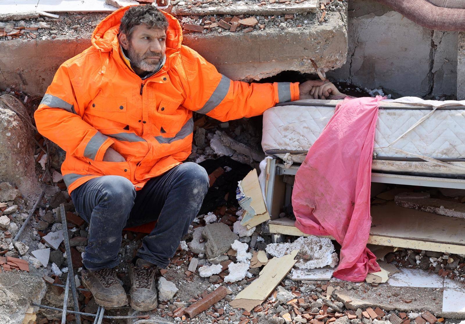 Mesut Hancer  terremoto turquia 722023