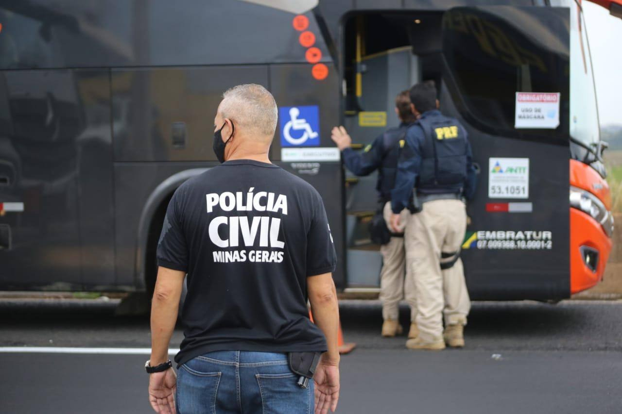 Em Minas atuaram nas prisões 2012 policiais civis, em 671 viaturas